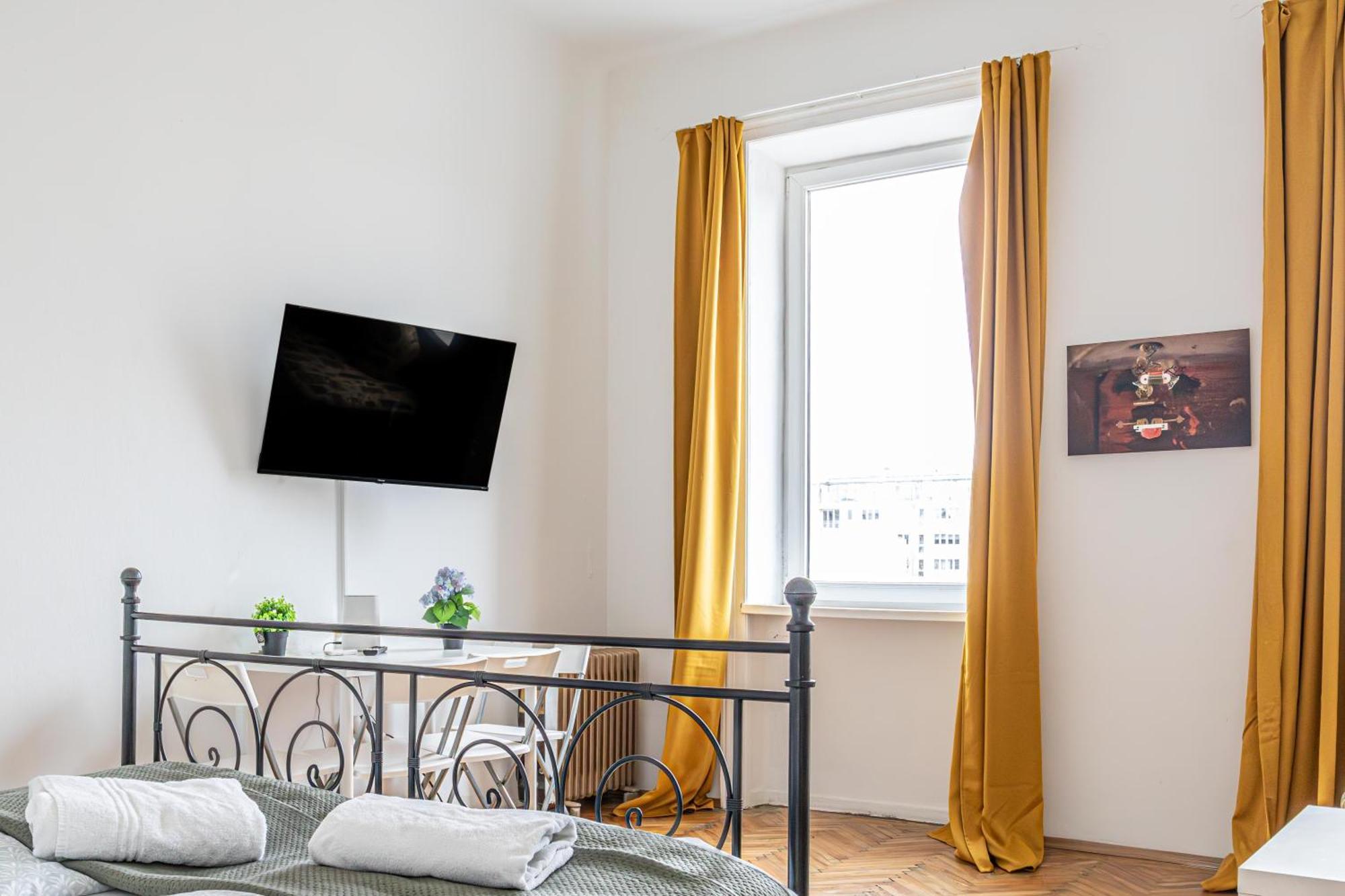 Superb 2br Very Spacious At The Millenium Tower Apartment Wien